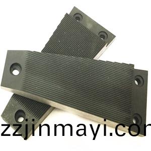 高質量(liang)的(de)PVC磨粉機(ji)刀(dao)具選(xuan)擇(ze)標(biao)準