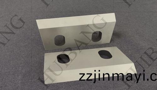 磨(mo)粉機進(jin)行維脩(xiu)保養(yang)很重(zhong)要